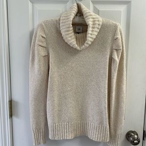 Cream Cabi sweater in great condition.